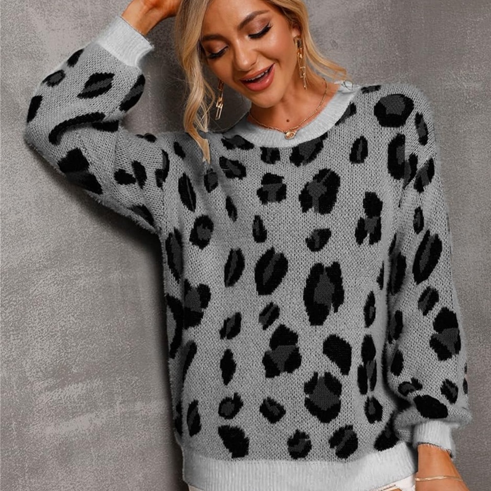 Gray & Black Leopard Print Oversized Crew Neck Sweater XL Soft Knit Pullover